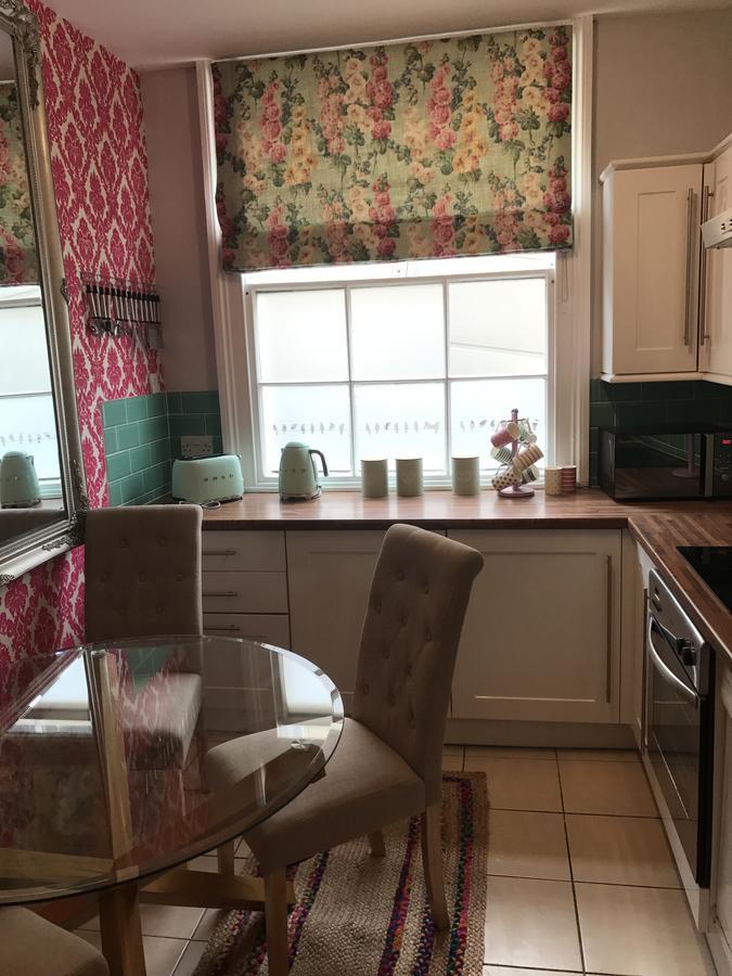 2 Bed, Ground Floor Bijou Georgian City Apartment Bath Eksteriør bilde